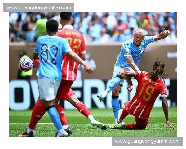 欧冠赛场战术深度解析 细看球队布局与关键决策的博弈